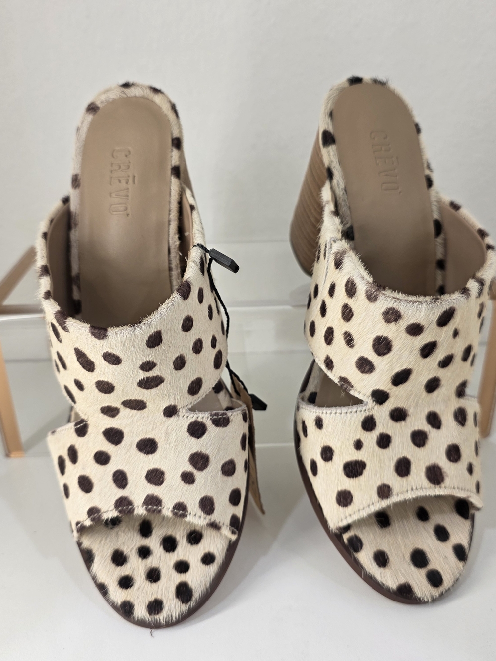 Crevo NWT Spotted Calf Hair Mule Heels Size 7 - Picture 3 of 10